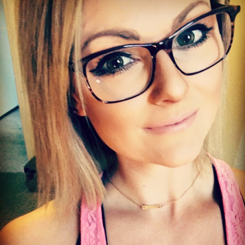 Meet your Posher, Rachel
